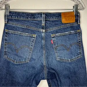 Levi’s Premium Wedgie‎ Straight Button Fly High Rise Raw Hem Crop Denim Jeans thumbnail 11