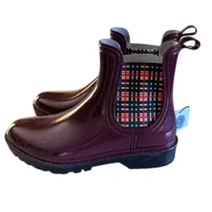 Burgundy Chelsea Ankle Rain Boots Size 9 Waterproof Plaid Elastic NWT thumbnail 2