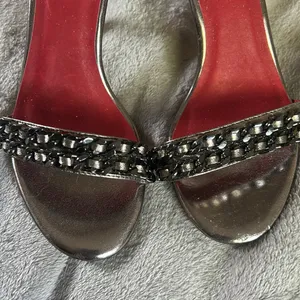 Vintage by Jeffrey Campbell Pewter/Red Ankle Strap 3” Heels Sz 9 thumbnail 2