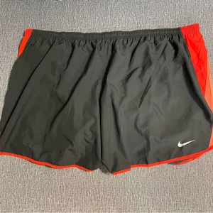 Nike Women’s Running Shorts thumbnail 1