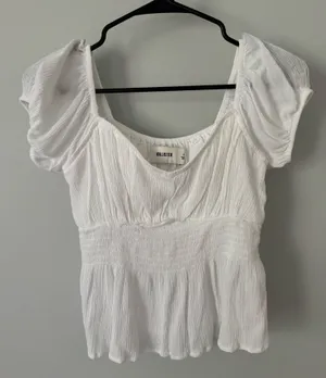 Hollister Top thumbnail 1