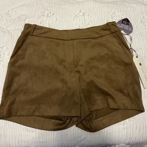 Suede Women's Shorts Brown thumbnail 1