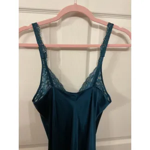 Vintage Victoria’s Secret Gold Label Satin Lace Teal Slip Side Slit Gown, M thumbnail 7
