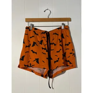 Rae Dunn Halloween Bats Lounge Sleeps Shorts Women's Size M Orange Drawstring thumbnail 3