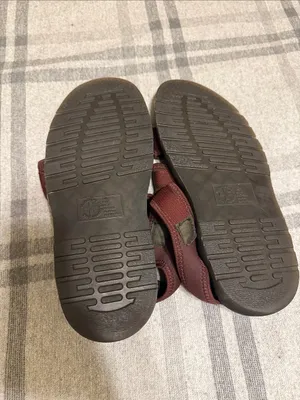 Dr. Martens Effra 9W 10Mens Black Insole with Burgundy Trim thumbnail 8