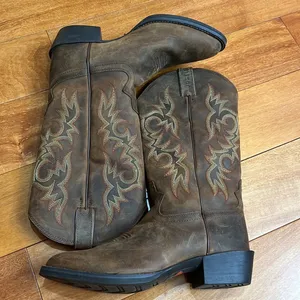 Justin Boots Men's New Stampede Huck Brown Boots 2551 size 9.5D thumbnail 8