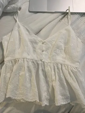 Altar'd State Top White Floral thumbnail 1