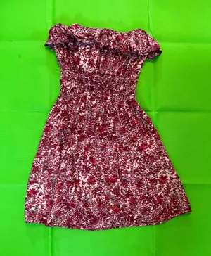 Off-Shoulder Smocked Floral Dress – Burgundy & Cream thumbnail 2
