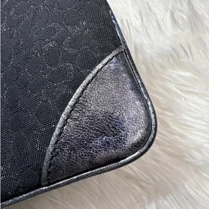 Vintage COACH y2k Black Metallic Silver Signature Canvas Wristlet thumbnail 5