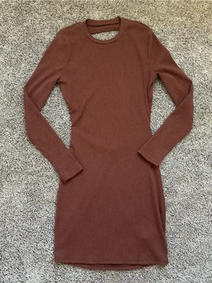 Ribbed Long-Sleeve Cutout Dress in Brown thumbnail 3