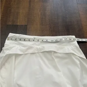 Lululemon White Play Off The Pleats Skirt 13" Size 8 thumbnail 8
