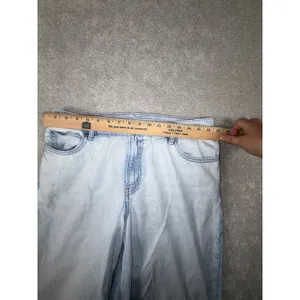 American Eagle Low Rise Baggy Barrel Jeans Women's 10 Reg Light‎ Wash Strigid thumbnail 7
