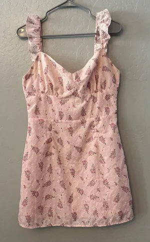 Princess Polly light pink floral eyelet sleeveless ruffle strap sundress size 6 thumbnail 1
