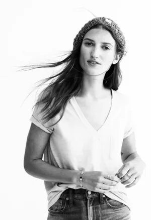 Madewell whisper cotton v neck pocket tee thumbnail 1