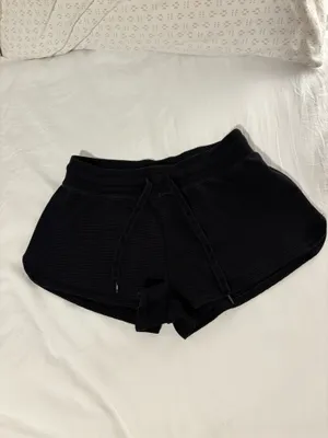 Aritzia TNA Waffle Shorts XS thumbnail 2