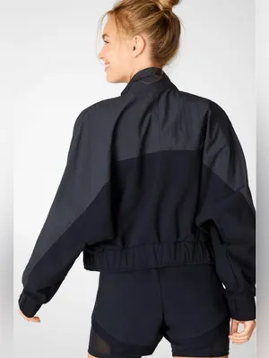 Fabletics Bobbie Glam Black Jacket Cropped Lightweight Bomber Athletic Zip-Up thumbnail 6