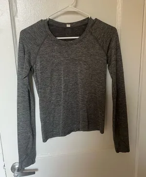 Lululemon Long Sleeve Shirt thumbnail 1