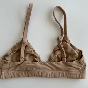 Skims Wear Everywhere Fits Everyone Nude Triangle Ochre Bra Bralette Size XS thumbnail 4