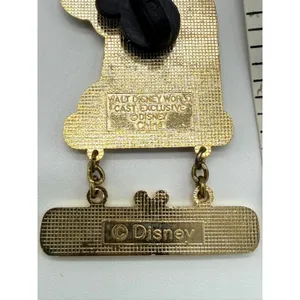 Disney Pin 10230 Salutes Merchandise Cast Exclusive Mickey Mouse Dangle WDW thumbnail 4