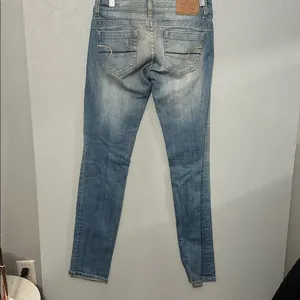 American Eagle Women Skinny Jeans Light Wash Stretch Denim 2 thumbnail 4