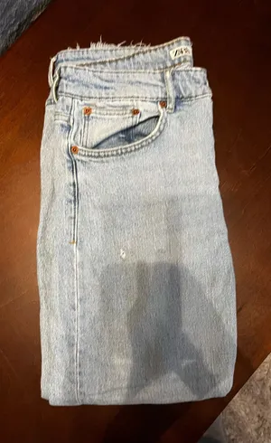 Zara The Raw Edge Jeans Size 32 thumbnail 1