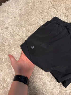 Lululemon Shorts Hotty Hot 4" thumbnail 4