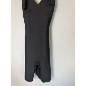 Skims Body Plunge Mid-Thigh Body Suit Shapewear S thumbnail 9