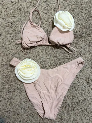 Gianni Bini Rosette Mauve/Nude 2 Piece Bikini Size M thumbnail 1
