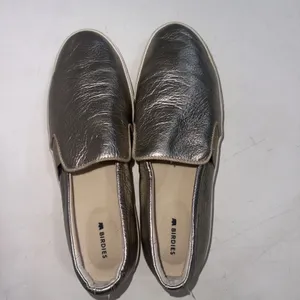 Birdies Swift Gold Metallic SlipOn Leather Sporty Preppy Cushion Sneakers Size 8 thumbnail 3