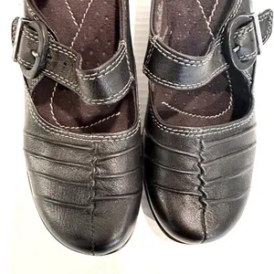 BareTraps Huntley Leather‎ Upper Mules Women's 6.5 Black Buckle Boho Casual NWOT thumbnail 2