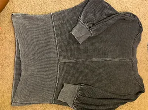 Sweater thumbnail 3