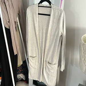 Garage Beige Cream Oversized Open Front Pockets Long Cardigan size Small thumbnail 4