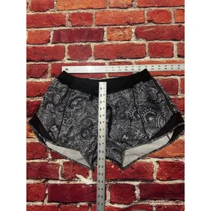 Lululemon shorts size 10 thumbnail 2