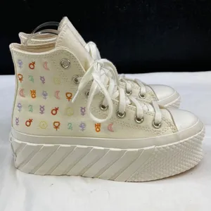 Converse Cuck Taylor Women's White Shoes/Sneakers Sz 5 SKU 4255 thumbnail 4