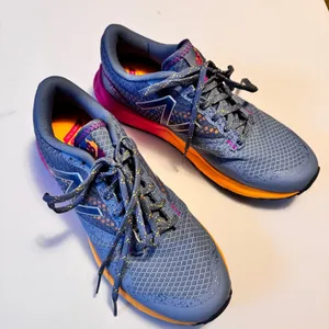 New Balance Women's Running Athletic Sporty Two Color Logo Sneakers NWOT thumbnail 2