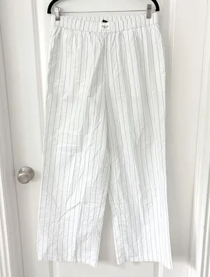 American Eagle Outfitters White Pinstripe Boxer Lounge Pants Medium thumbnail 1