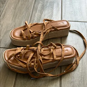 Universal Thread Tan Espadrille Sandals thumbnail 6
