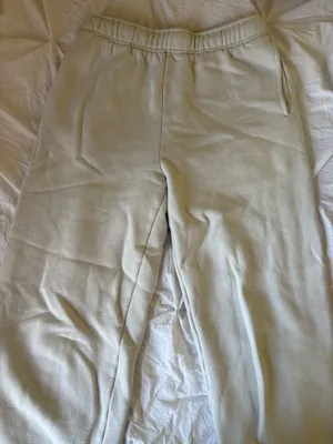 Aritzia TNA Sweatpants thumbnail 1
