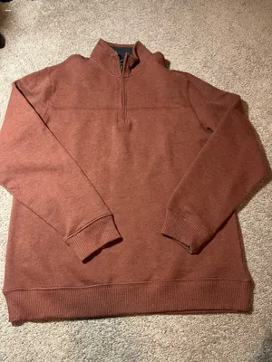 Quarter zip up Size M thumbnail 1