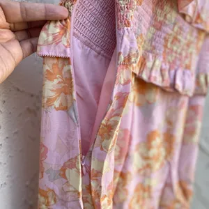 Astr floral print ruffle off- shoulder mini dress smocked bodice size M thumbnail 4