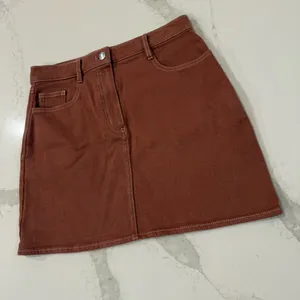 Wilfred Free by Aritzia High Waisted Denim Date Night Mini Skirt Women’s 4 Brown thumbnail 2