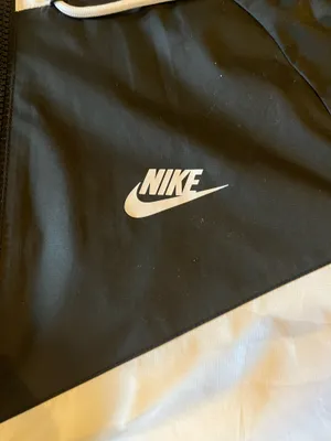 Nike Zip Up Jacket thumbnail 4