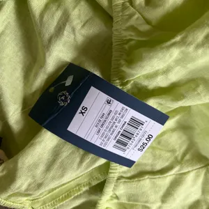 UNIVERSAL THREAD Puff long-sleeve tie front blouse Lime Green thumbnail 2