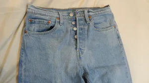 Jeans thumbnail 1