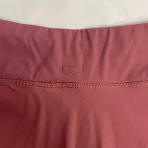 Elegant Pink Mini Skirt for Women thumbnail 7