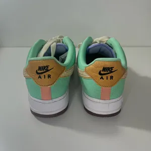 Nike WMNS Air Force 1 '07 LX Happy Pineapple thumbnail 6