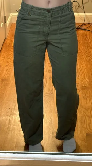 Universal Threads Green pants thumbnail 1