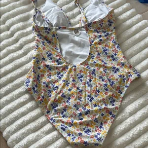 Shade and Shore Floral One-Piece Swimsuit thumbnail 4