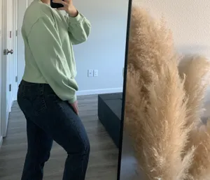 Universal Thread Crop Green Crewneck Sweatshirt  thumbnail 4