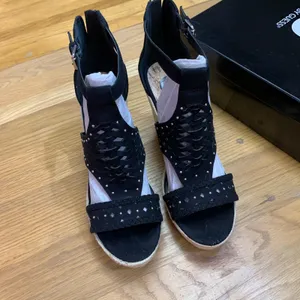 Guess Makayla Black Suede Studded Espadrille Wedge Sandals Women's Size 10M‎ NWT thumbnail 2
